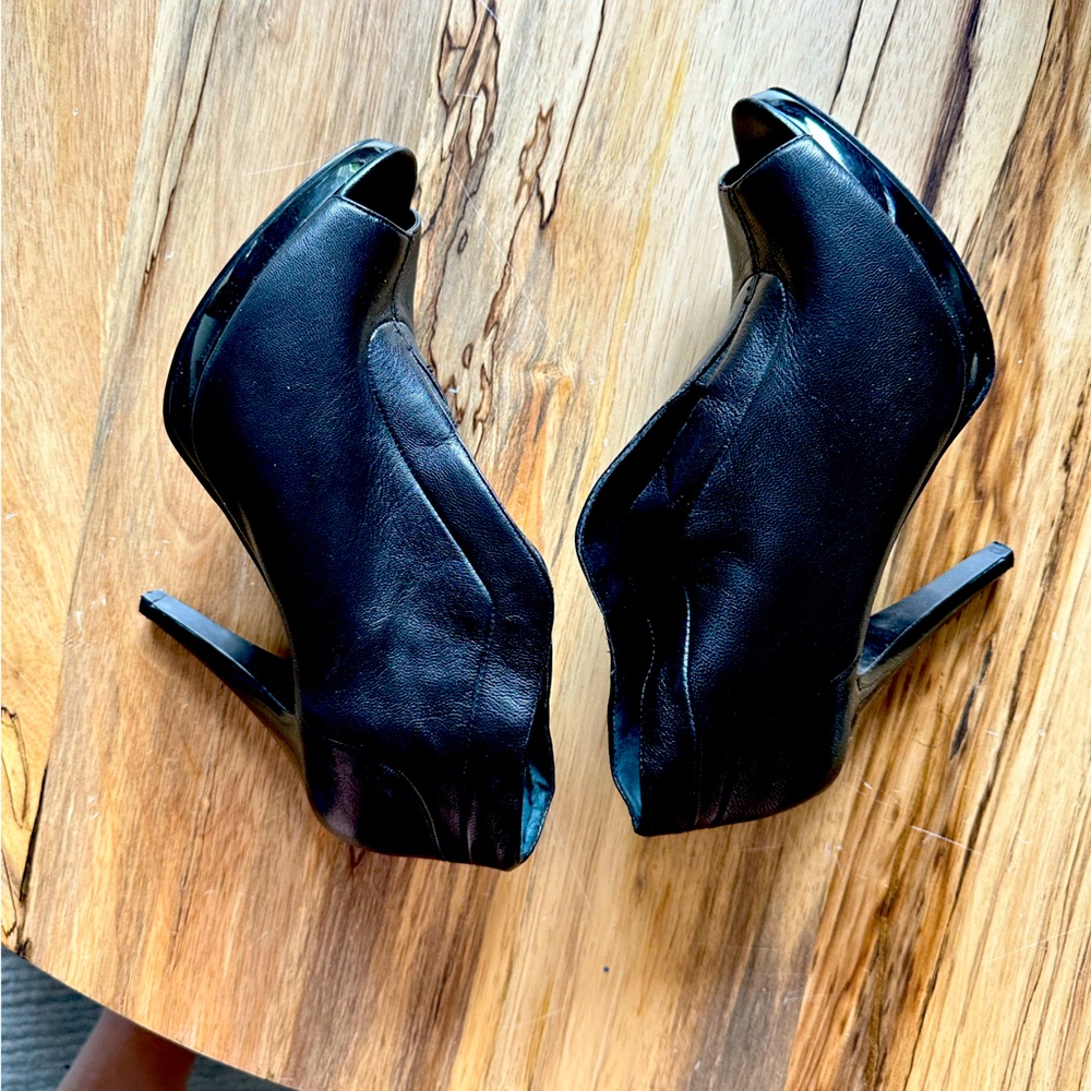 Nine West peeptoe Ankle Booties Black Leather Stiletto
